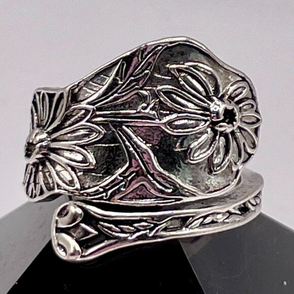 Boho Single Large Daisy or Sunflower Adjustable Spoon Ring #1311 - Picture 1 of 9